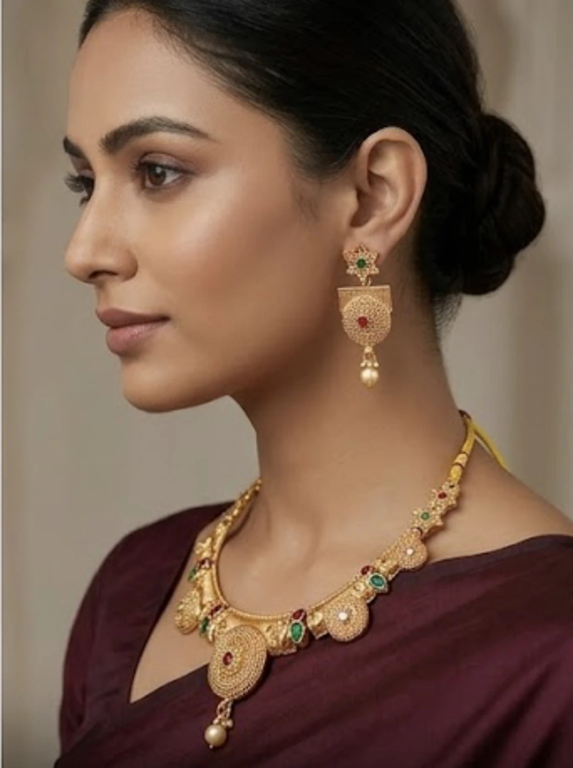 Traditional jewellery - Image 4